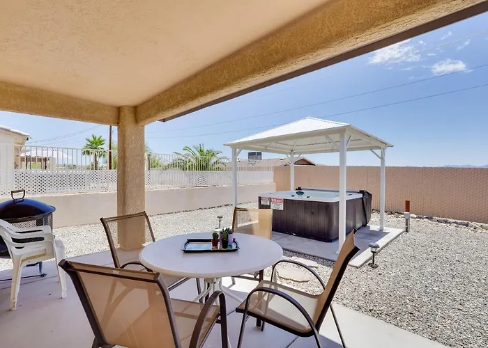 2 Mi To Lake & Dtwn: Lake Havasu City Home!